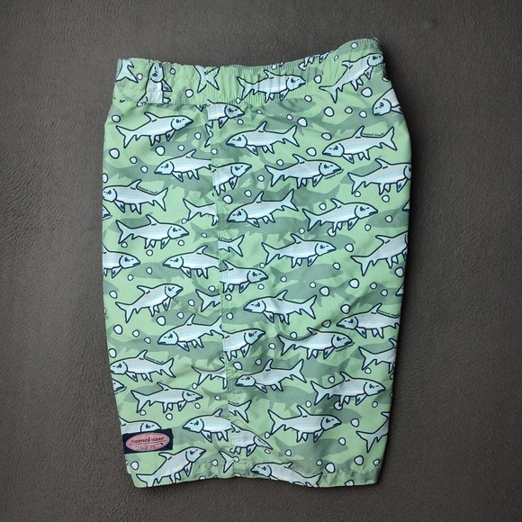 Vineyard Vines Swim Trunks Mens Medium Green 7" Hammerhead Shark Camo Shorts - Picture 1 of 10